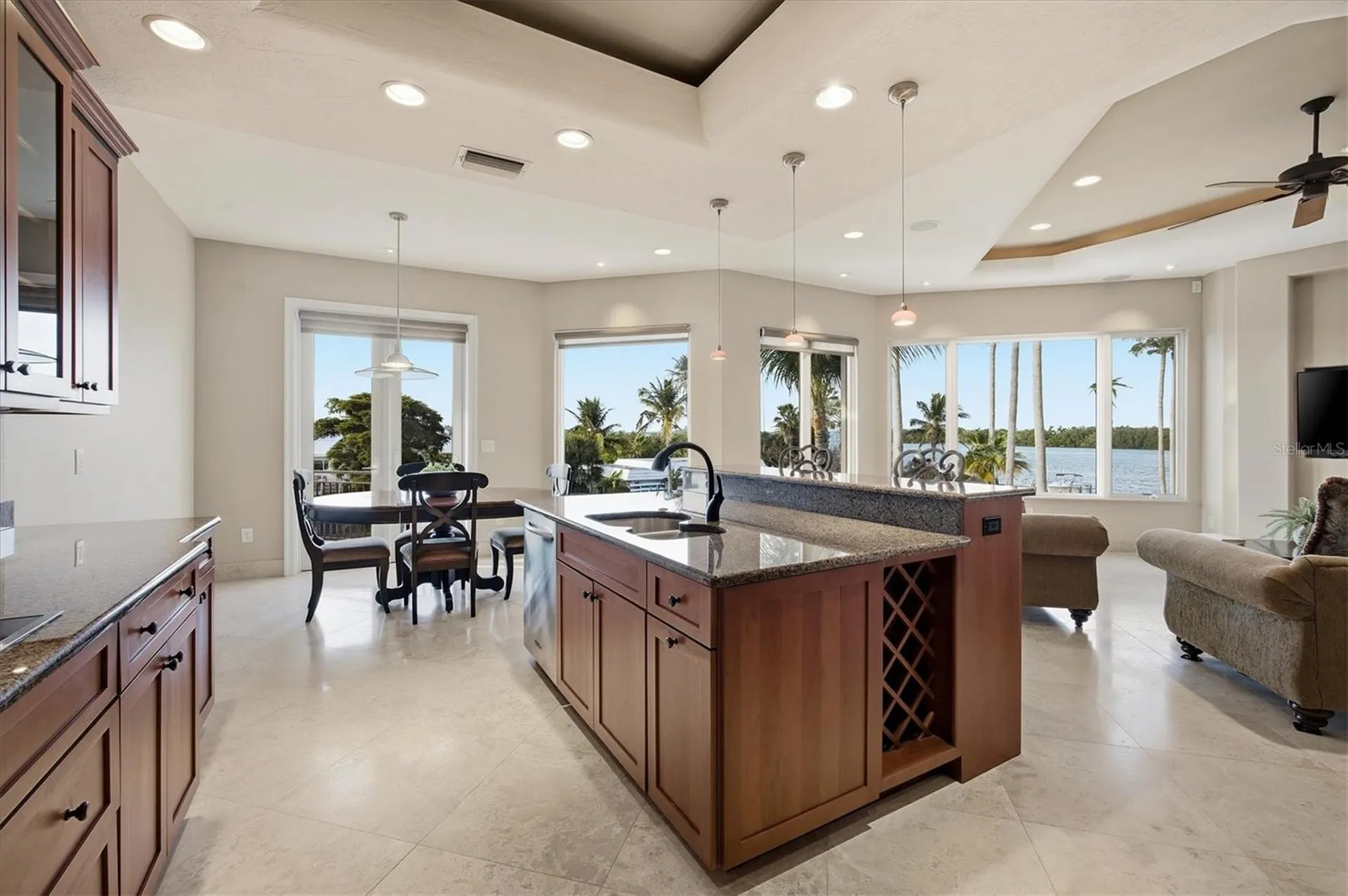 761 Norton Street Longboat Key FL 34228
