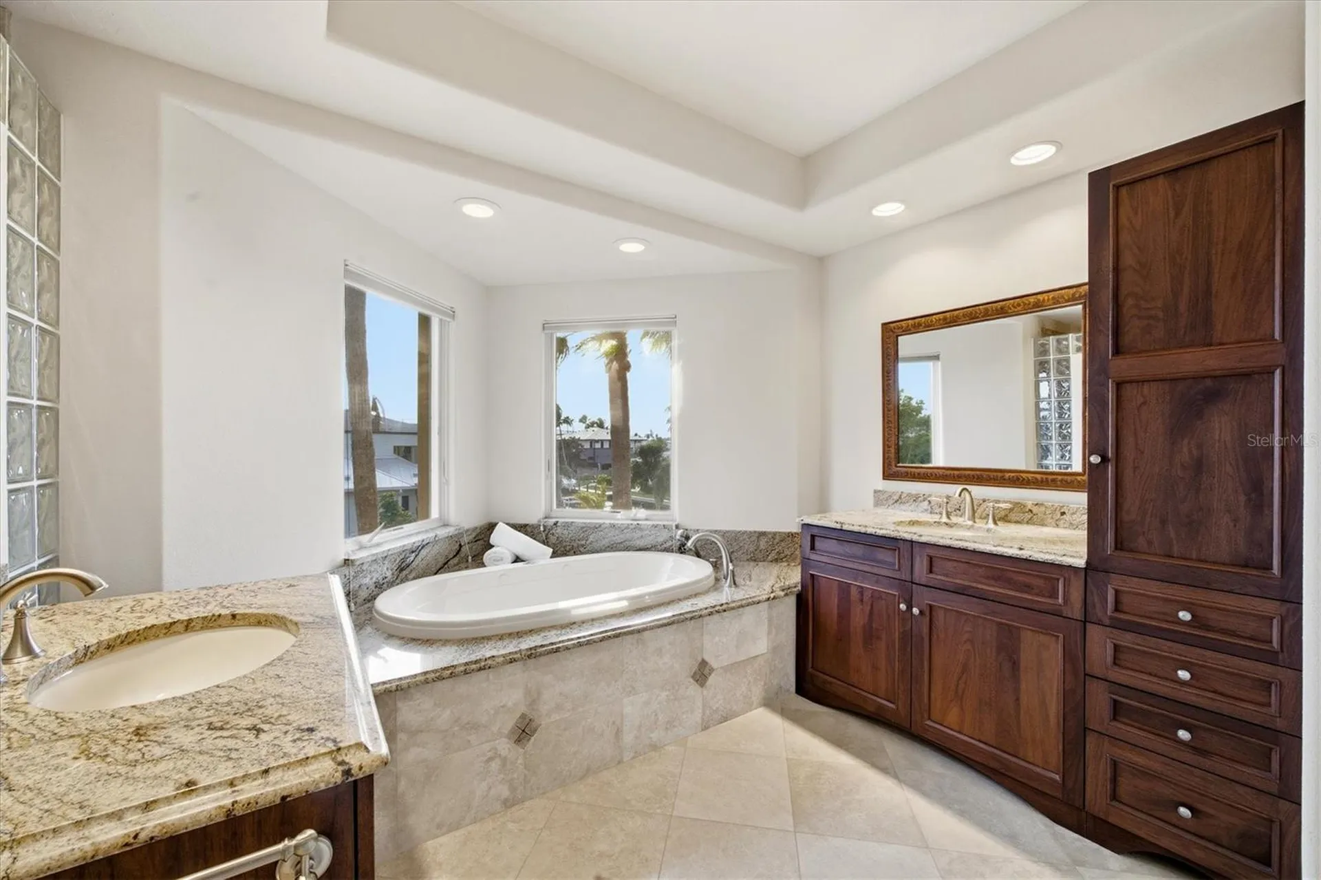 761 Norton Street Longboat Key FL 34228