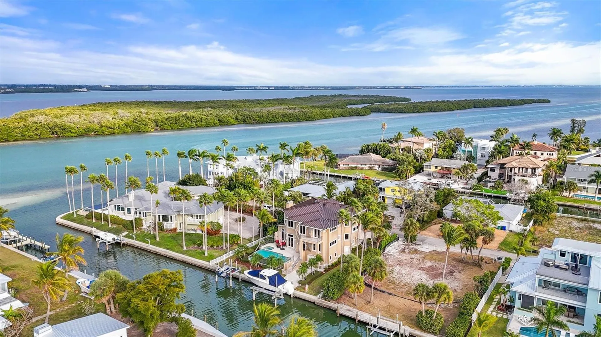 761 Norton Street Longboat Key FL 34228