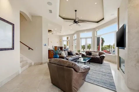 761 Norton Street Longboat Key FL 34228