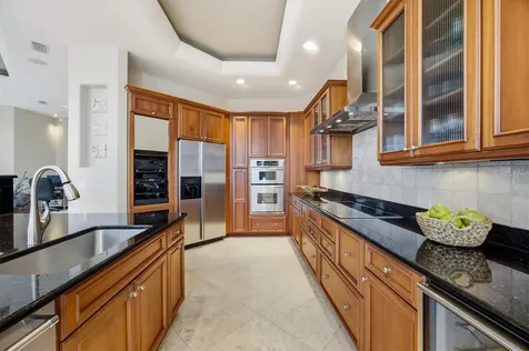 761 Norton Street Longboat Key FL 34228