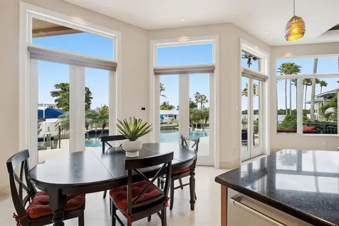 761 Norton Street Longboat Key FL 34228