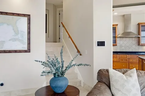 761 Norton Street Longboat Key FL 34228