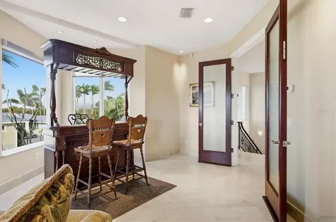 761 Norton Street Longboat Key FL 34228