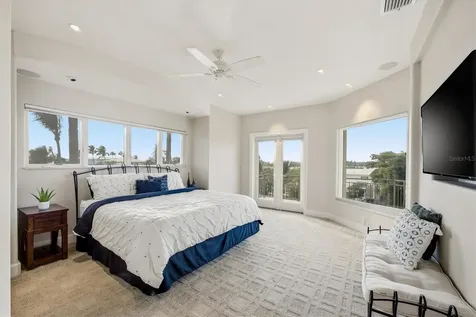 761 Norton Street Longboat Key FL 34228
