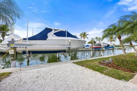 761 Norton Street Longboat Key FL 34228