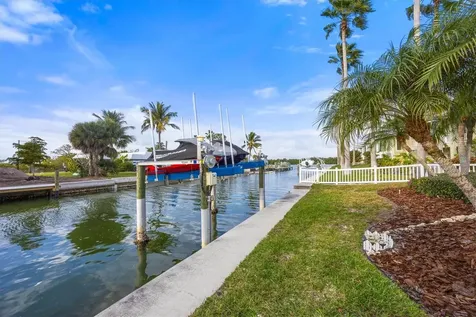 761 Norton Street Longboat Key FL 34228
