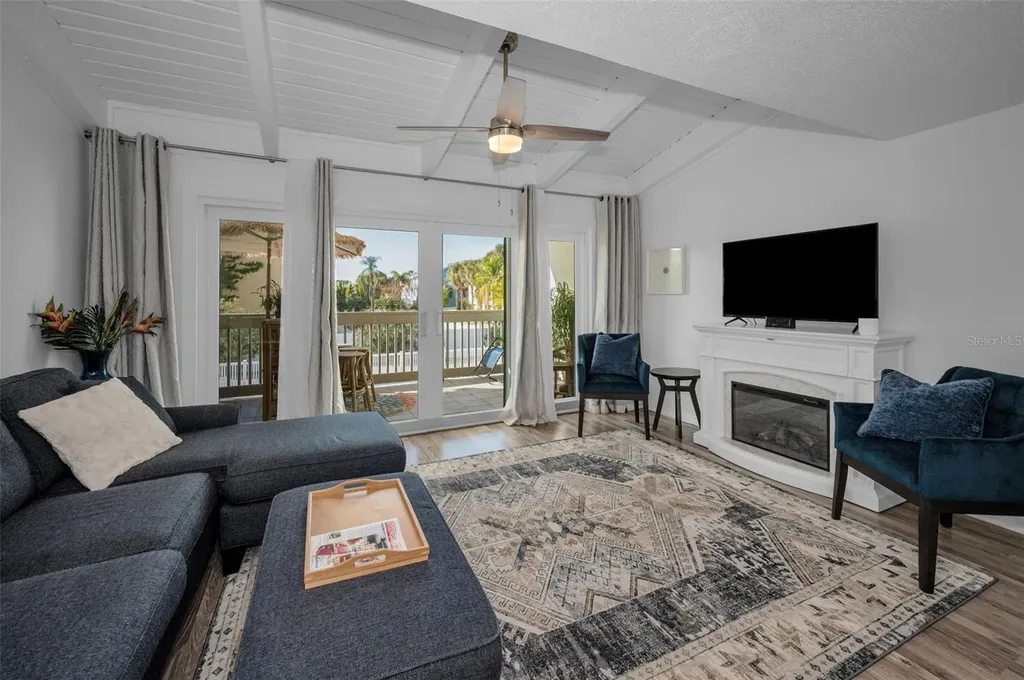 318 Windrush Boulevard Indian Rocks Beach FL 33785