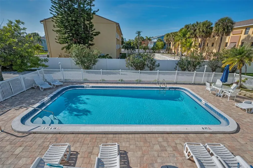 318 Windrush Boulevard Indian Rocks Beach FL 33785