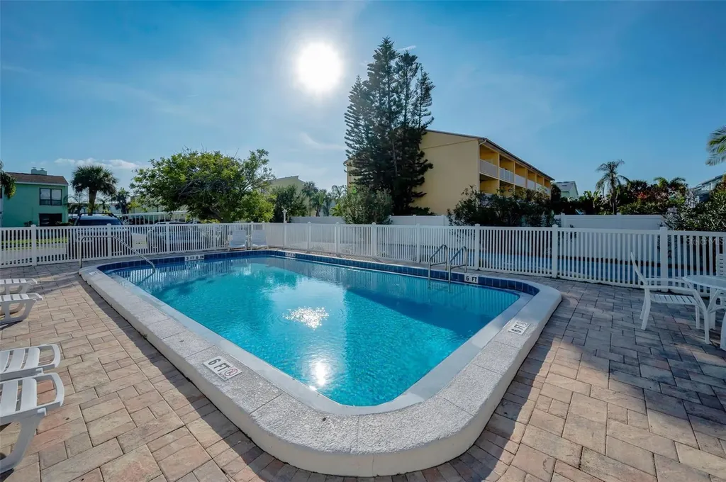 318 Windrush Boulevard Indian Rocks Beach FL 33785