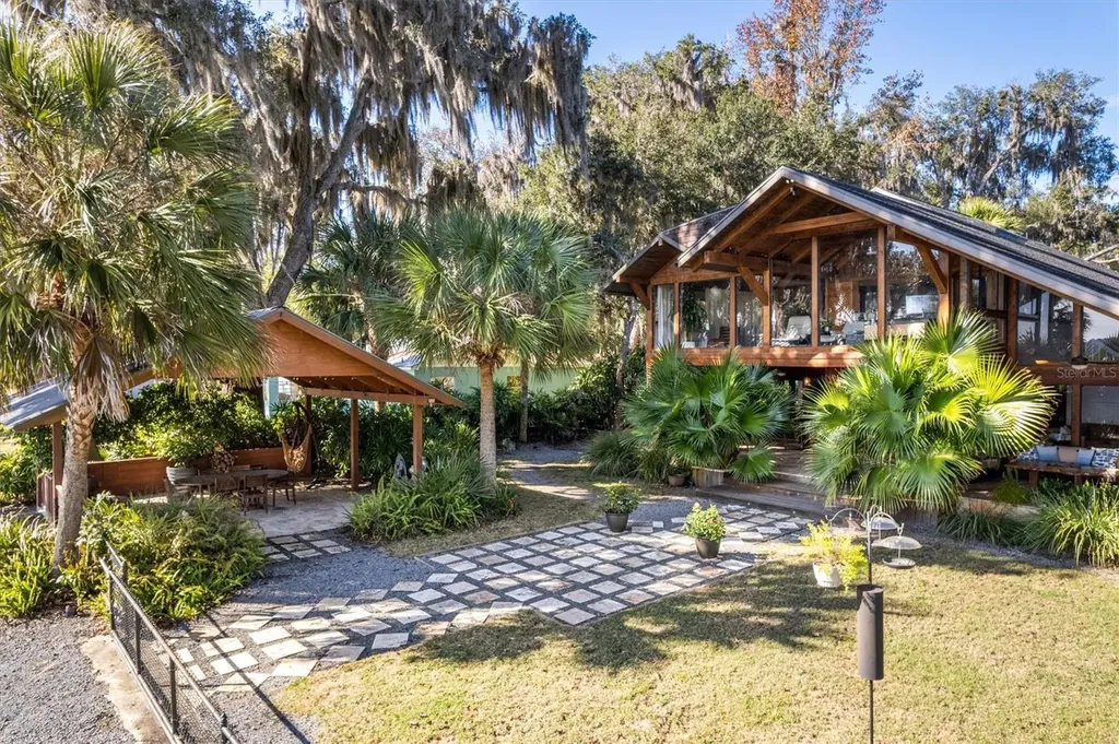 12603 NE 204 Terrace Waldo FL 32694