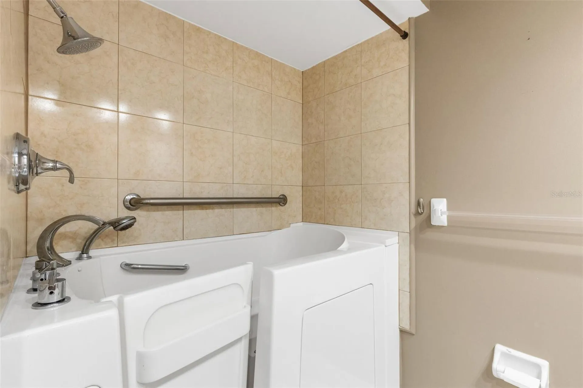 1601 W Dorchester Drive Palm Harbor FL 34684