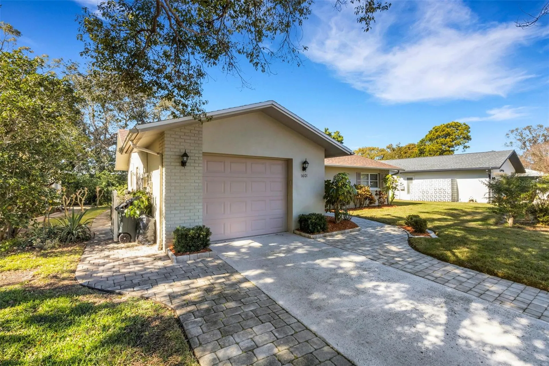 1601 W Dorchester Drive Palm Harbor FL 34684