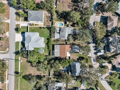 915 Seminole Boulevard Tarpon Springs FL 34689