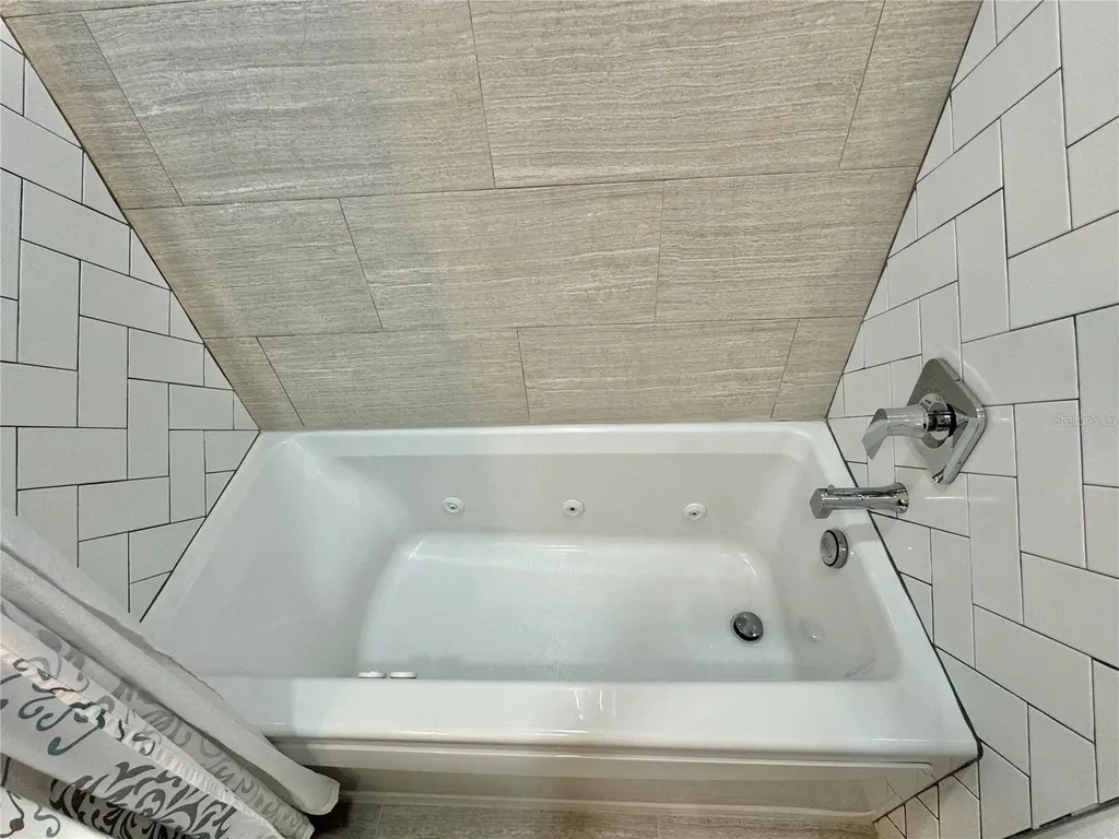 3409 45th Street W Bradenton FL 34209