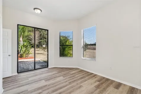 14308 Willow Run Dade City FL 33523