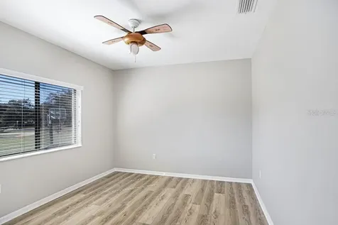 14308 Willow Run Dade City FL 33523