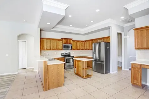 14308 Willow Run Dade City FL 33523