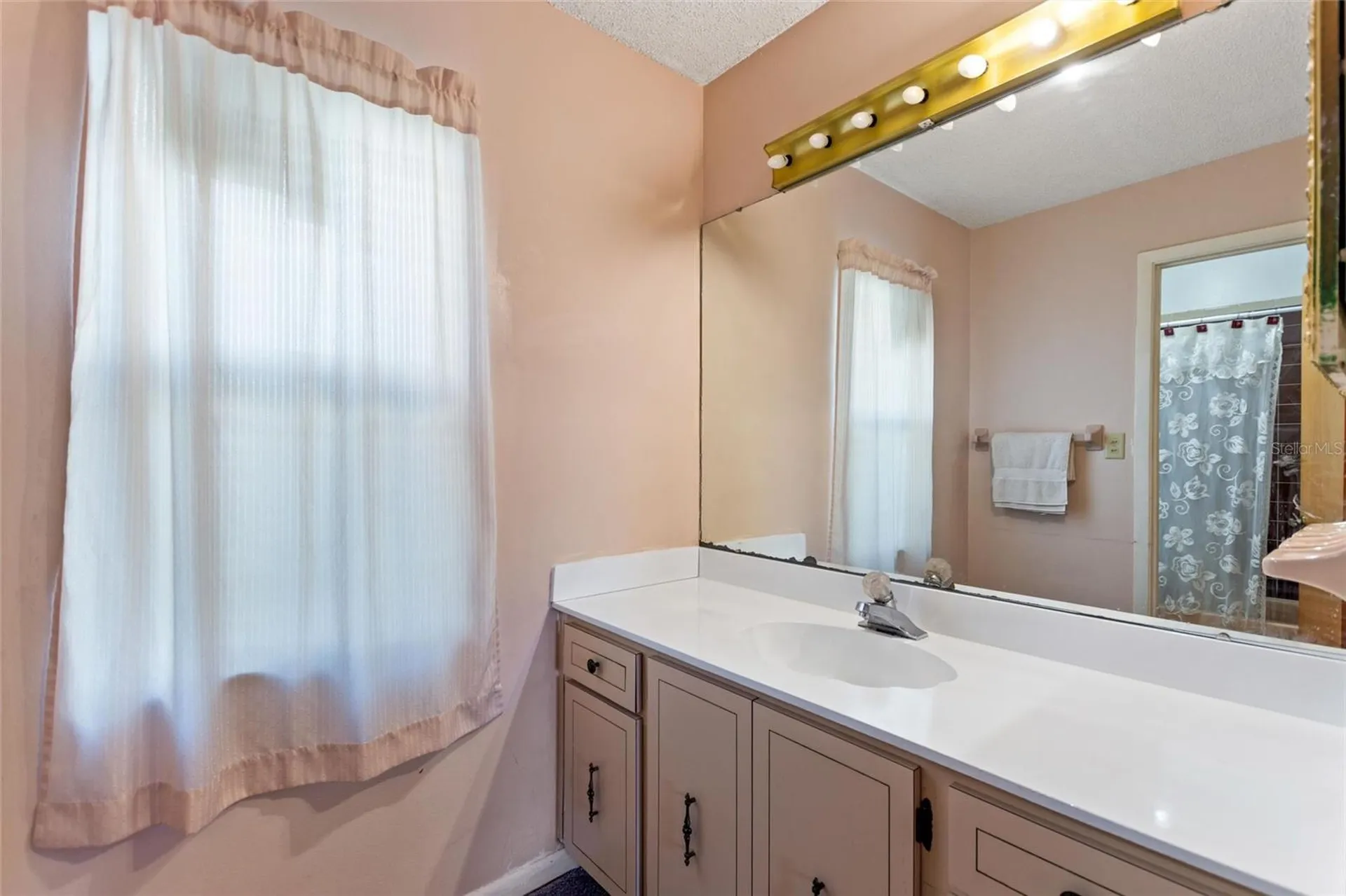 6101 Red Grange Boulevard Indian Lake Estates FL 33855