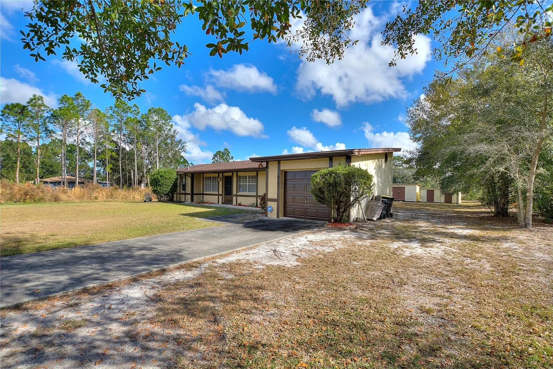 6101 Red Grange Boulevard Indian Lake Estates FL 33855