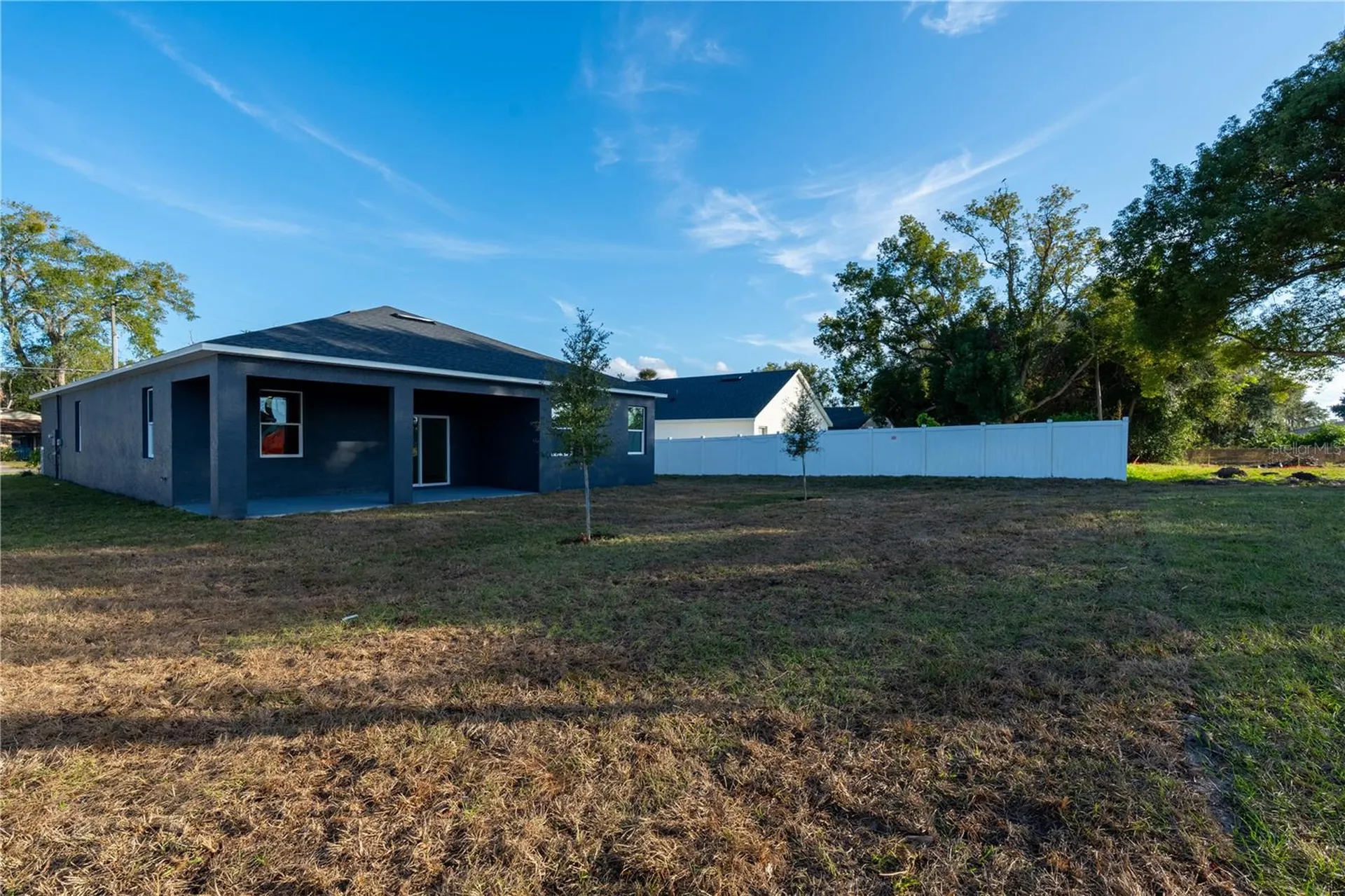911 N New Hampshire Avenue Tavares FL 32778