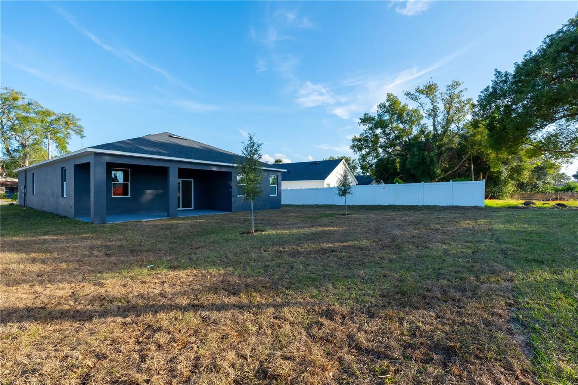 911 N New Hampshire Avenue Tavares FL 32778