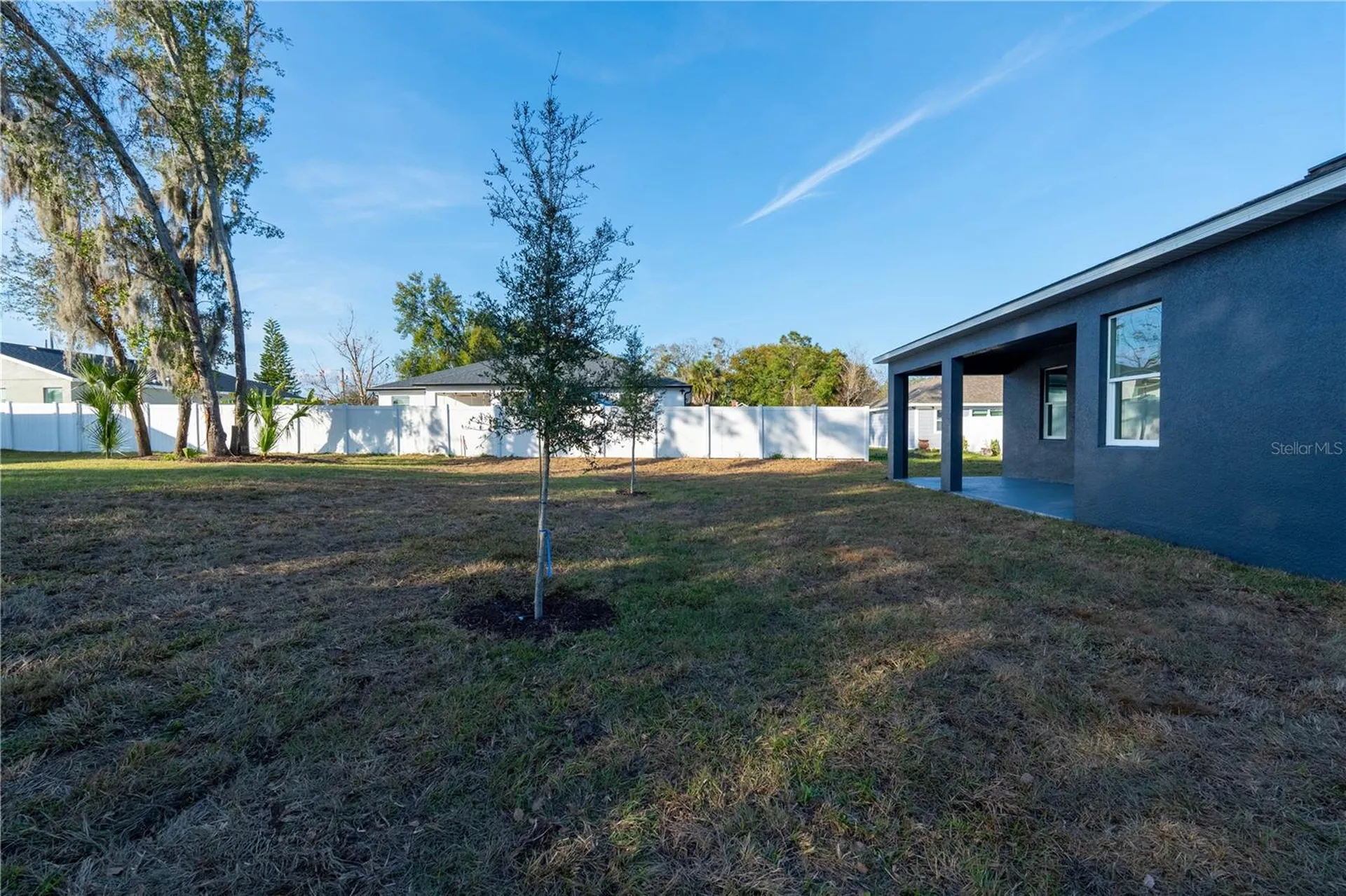 911 N New Hampshire Avenue Tavares FL 32778