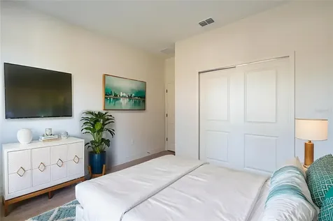 911 N New Hampshire Avenue Tavares FL 32778