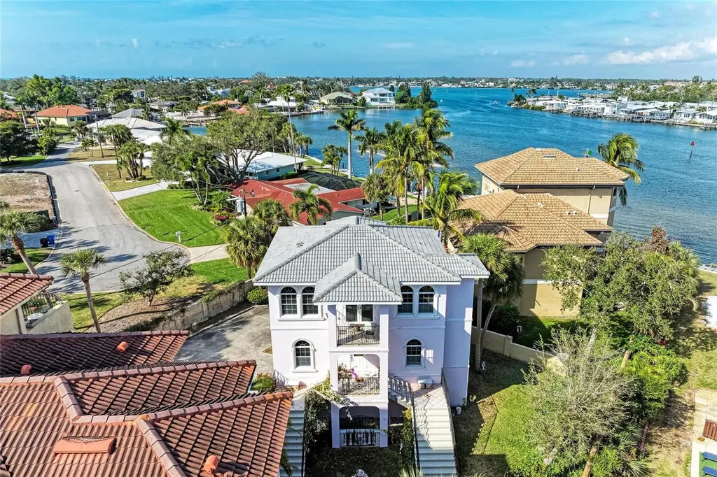 282 Santa Maria Street Venice FL 34285