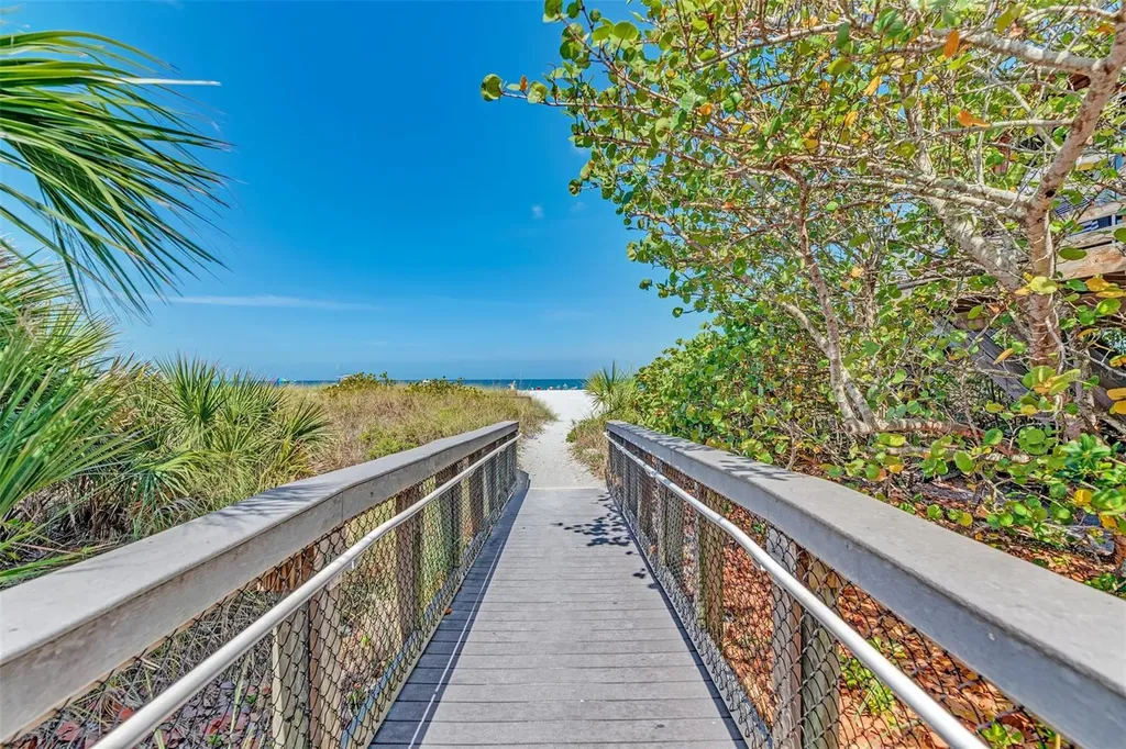 282 Santa Maria Street Venice FL 34285