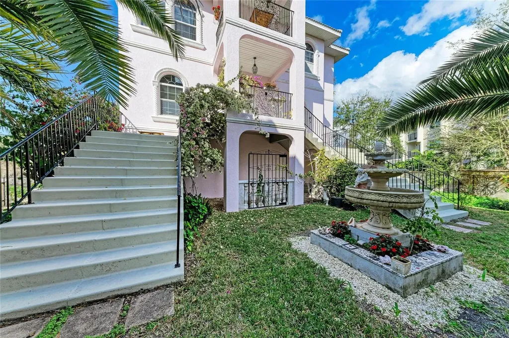 282 Santa Maria Street Venice FL 34285