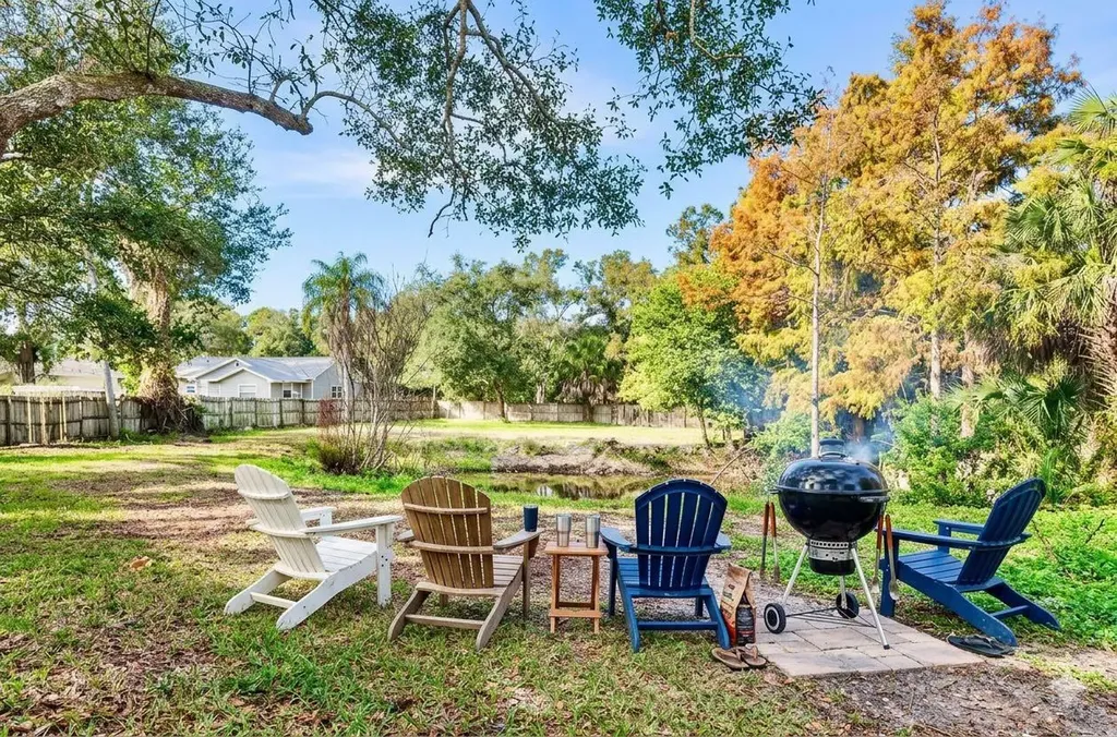 5296 66th Way N St Petersburg FL 33709