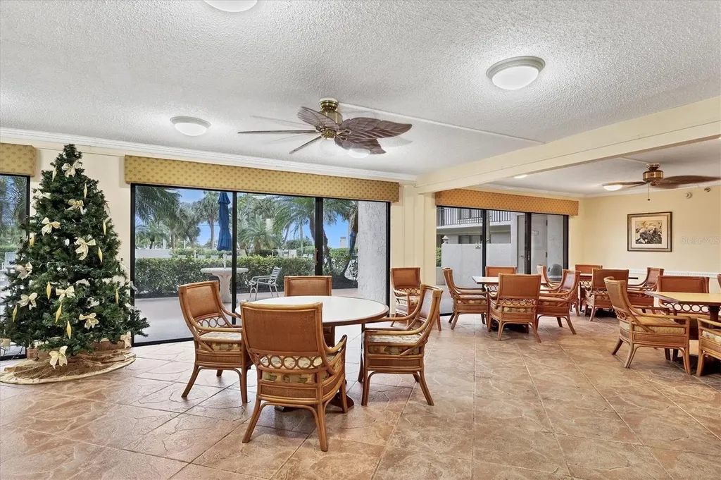1001 Benjamin Franklin Drive Sarasota FL 34236