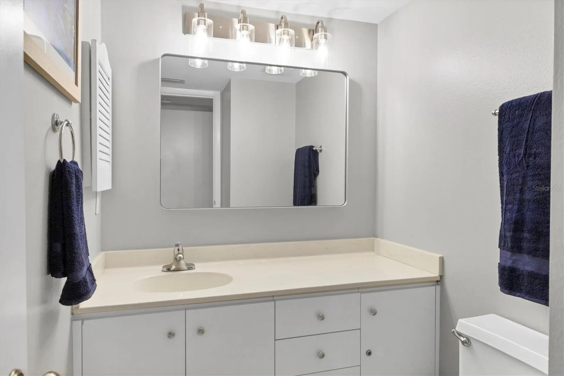 1001 Benjamin Franklin Drive Sarasota FL 34236