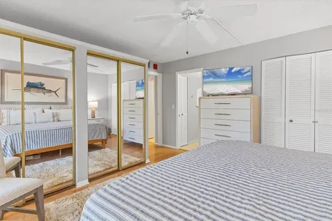 1001 Benjamin Franklin Drive Sarasota FL 34236