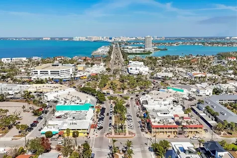 1001 Benjamin Franklin Drive Sarasota FL 34236