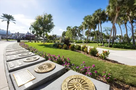 1001 Benjamin Franklin Drive Sarasota FL 34236