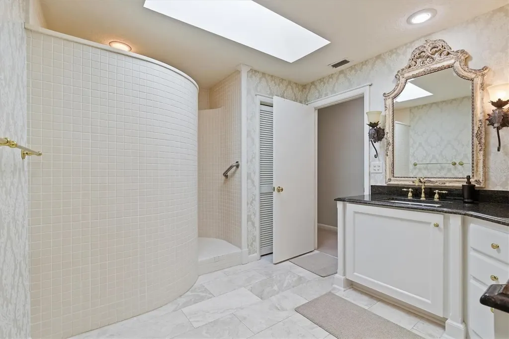 1127 Royal Troon Court Tarpon Springs FL 34688