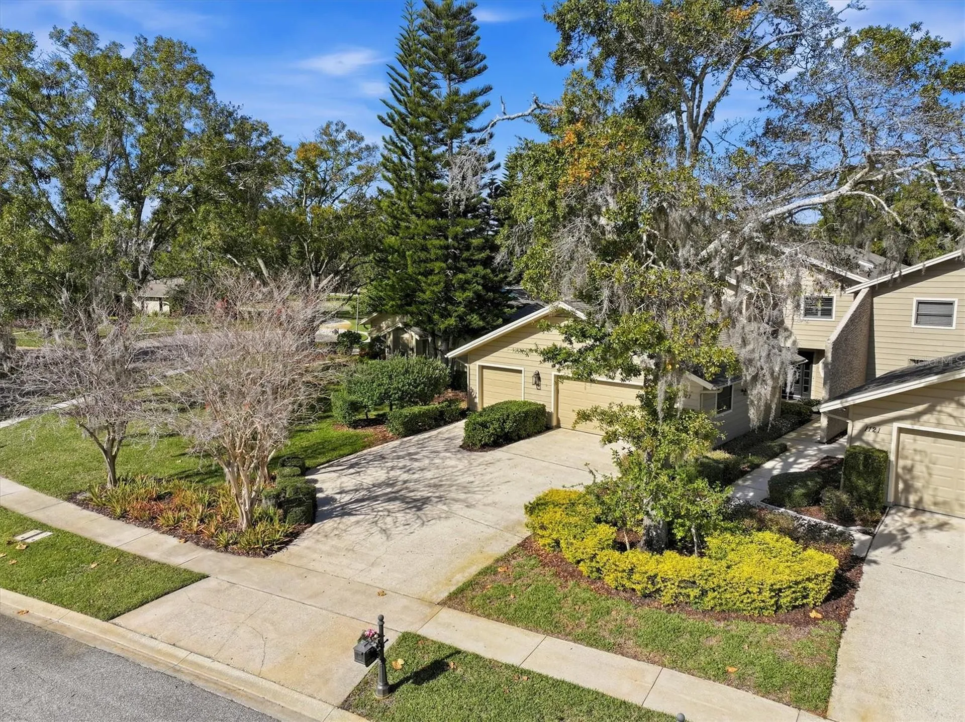 1127 Royal Troon Court Tarpon Springs FL 34688