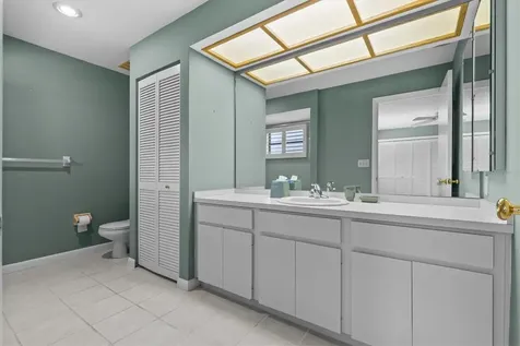 1127 Royal Troon Court Tarpon Springs FL 34688