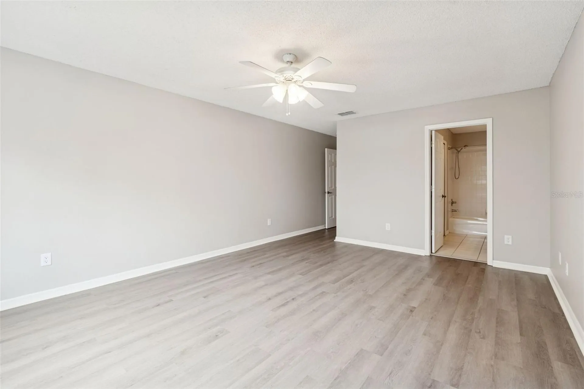 18214 Paradise Point Drive Tampa FL 33647