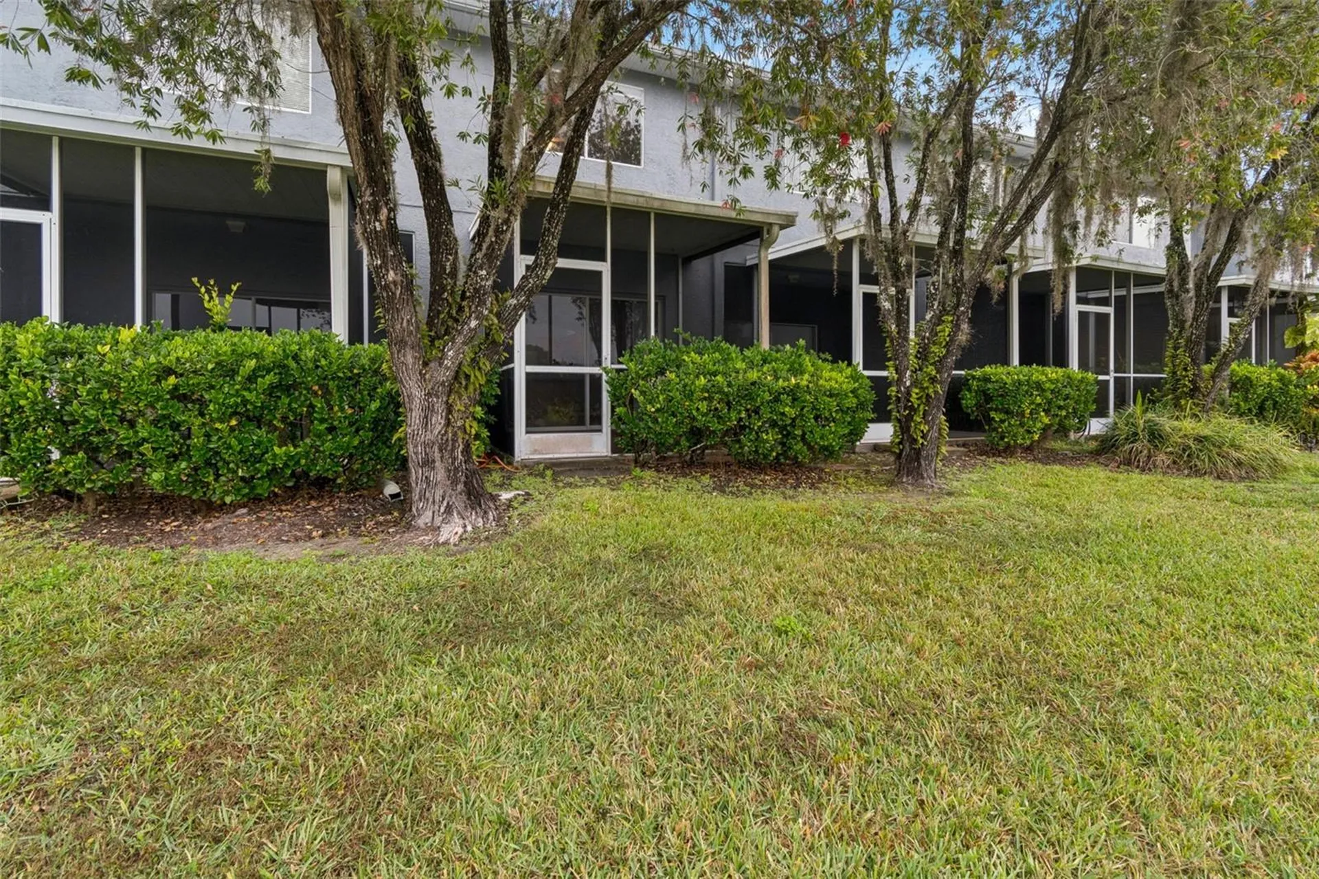 18214 Paradise Point Drive Tampa FL 33647