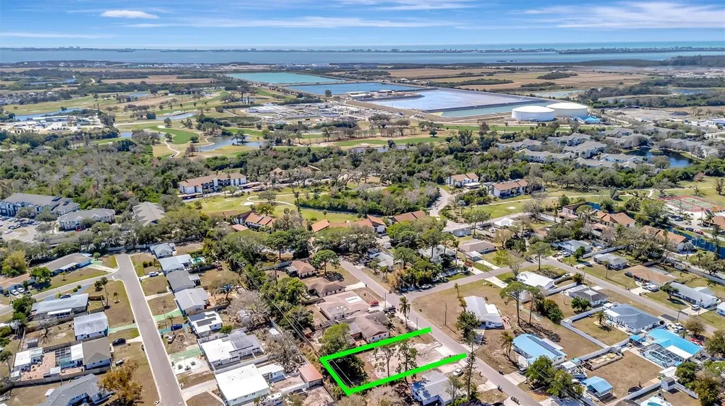 4519 60th Street W Bradenton FL 34210