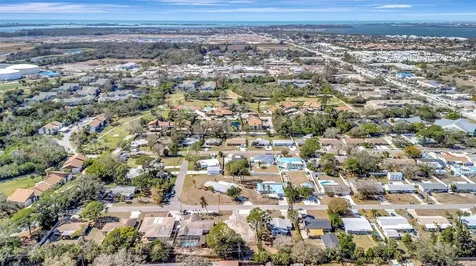 4519 60th Street W Bradenton FL 34210
