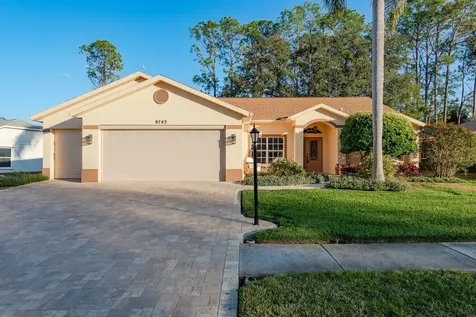9742 Oakwood Hills Court New Port Richey FL 34655