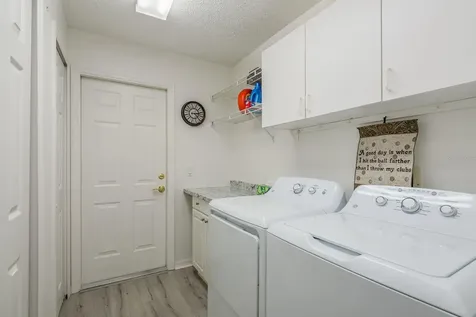 9742 Oakwood Hills Court New Port Richey FL 34655