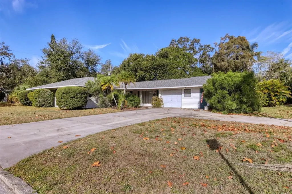2008 20th Street Court W Bradenton FL 34205