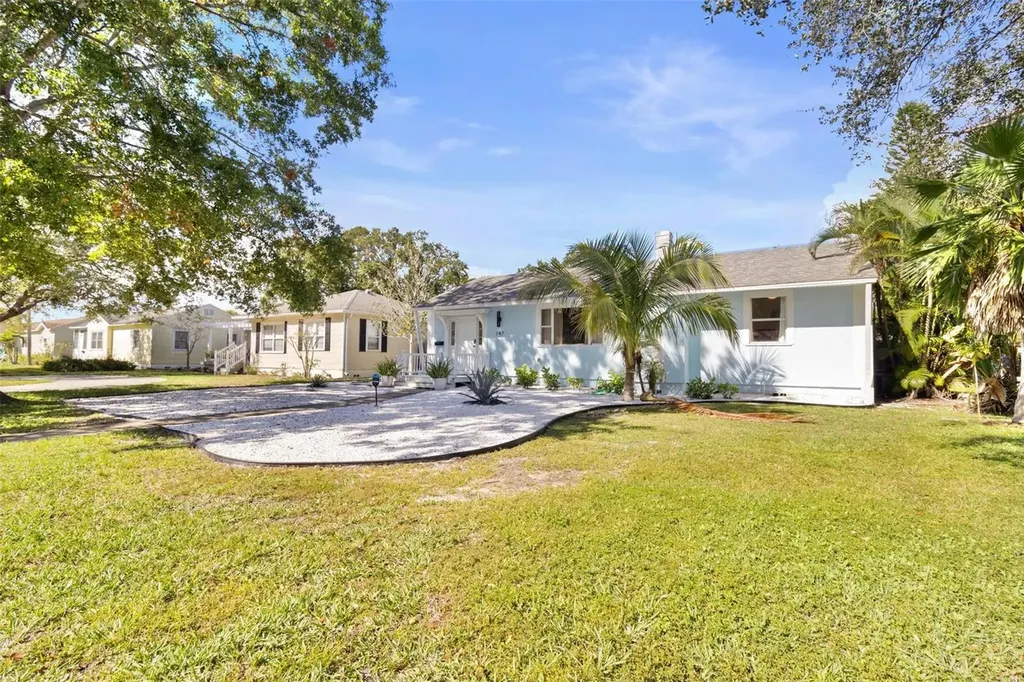 747 39th Avenue NE St Petersburg FL 33703