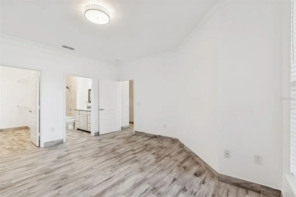 17932 Villa Creek Drive Tampa FL 33647