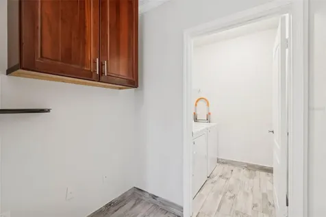 17932 Villa Creek Drive Tampa FL 33647
